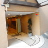 3LDK Apartment to Rent in Meguro-ku Entrance Hall