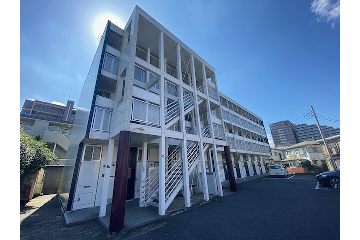 1K Apartment to Rent in Abiko-shi Exterior