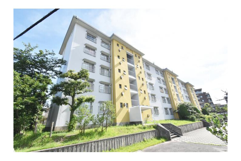 4DK Apartment to Rent in Nagoya-shi Midori-ku Exterior