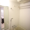 1R Apartment to Rent in Minato-ku Bathroom
