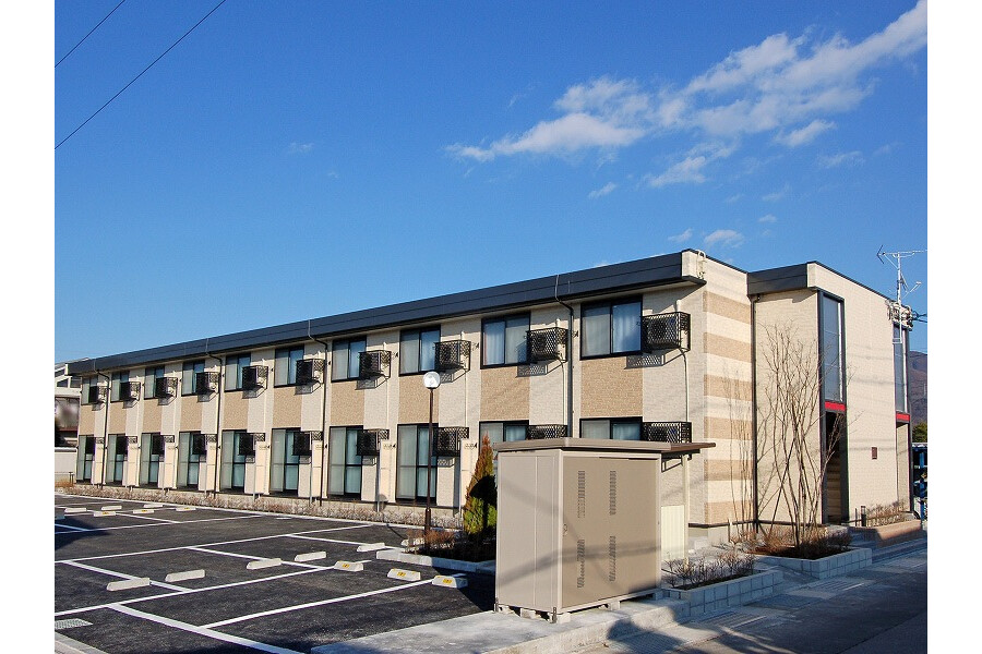 1K Apartment to Rent in Suwa-gun Shimosuwa-machi Exterior