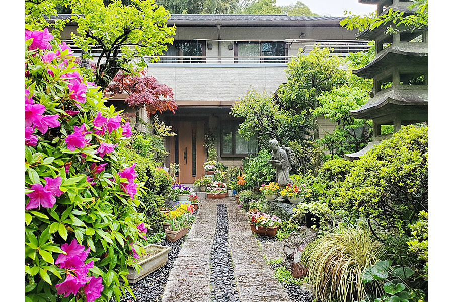 Whole Building House to Buy in Kamakura-shi Exterior