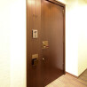 3LDK Apartment to Rent in Bunkyo-ku Entrance