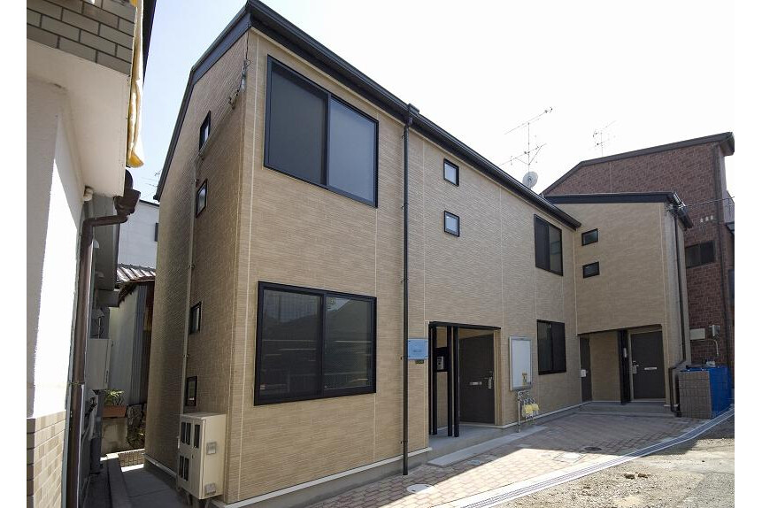 1K Apartment to Rent in Osaka-shi Ikuno-ku Exterior