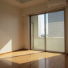 2LDK Apartment to Rent in Bunkyo-ku Interior