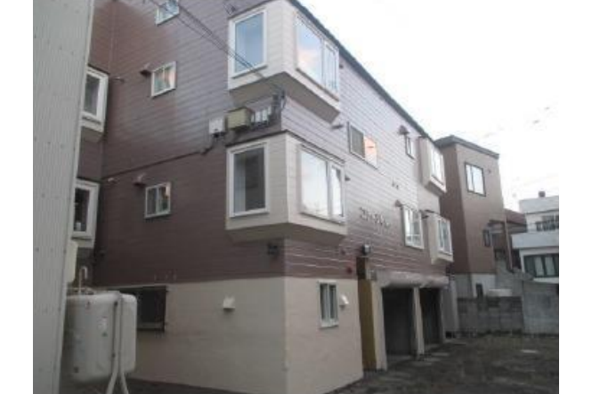 Whole Building Apartment to Buy in Sapporo-shi Nishi-ku Exterior