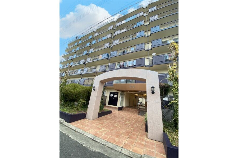 2SLDK Apartment to Rent in Nishinomiya-shi Exterior