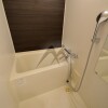 1K Apartment to Rent in Chiyoda-ku Shower