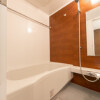 1LDK Apartment to Rent in Chofu-shi Bathroom