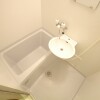 1K Apartment to Rent in Otsu-shi Bathroom