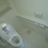 2LDK Apartment to Rent in Meguro-ku Toilet