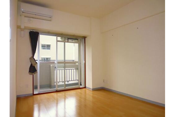 2LDK Apartment to Rent in Soka-shi Interior