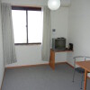 1K Apartment to Rent in Hatogaya-shi Living Room