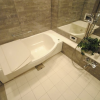 2LDK Apartment to Rent in Osaka-shi Fukushima-ku Bathroom