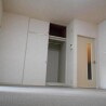 2DK Apartment to Rent in Chiyoda-ku Room