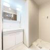 1LDK Apartment to Rent in Osaka-shi Naniwa-ku Washroom