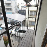 2LDK House to Rent in Minato-ku Balcony / Veranda