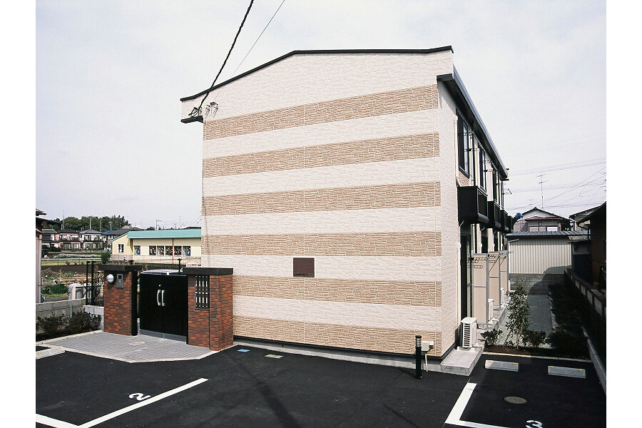 1K Apartment to Rent in Yokohama-shi Izumi-ku Exterior
