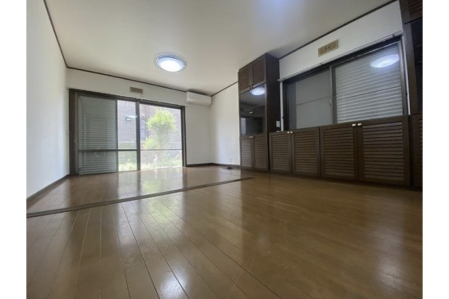 5SLDK House to Buy in Mino-shi Living Room