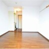 1R Apartment to Rent in Higashiosaka-shi Living Room