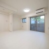 1LDK Apartment to Rent in Shinagawa-ku Living Room