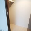 4LDK Apartment to Rent in Shinjuku-ku Interior