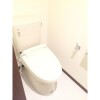 3LDK Apartment to Rent in Yokohama-shi Aoba-ku Toilet