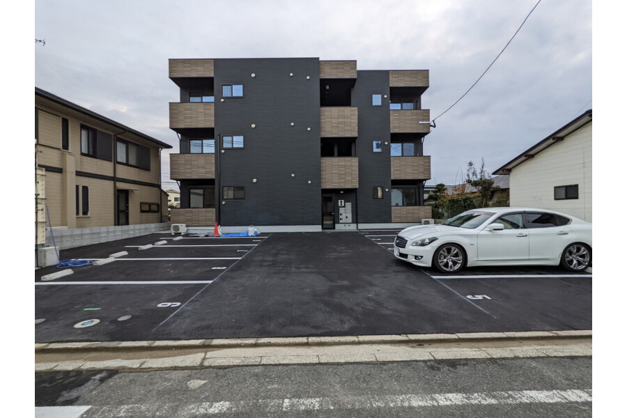 Whole Building Apartment to Buy in Kasuya-gun Shingu-machi Interior
