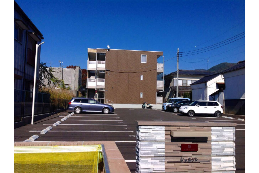 1R Apartment to Rent in Kofu-shi Exterior