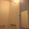 1K Apartment to Rent in Yashio-shi Bathroom