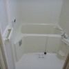1LDK Apartment to Rent in Kazo-shi Bathroom