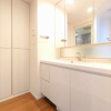1LDK Apartment to Buy in Taito-ku Washroom