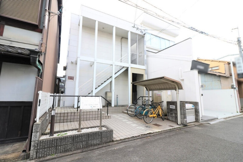 1K Apartment to Rent in Kyoto-shi Kamigyo-ku Exterior