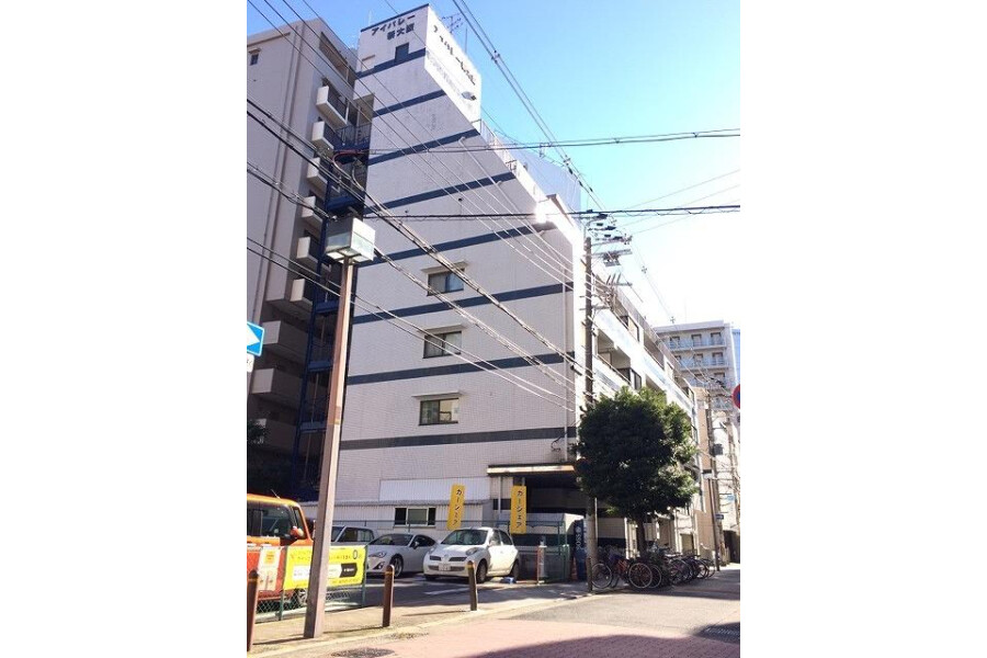 2LDK Apartment to Rent in Osaka-shi Higashiyodogawa-ku Exterior