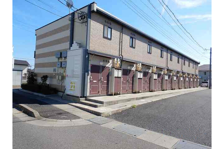 1K Apartment to Rent in Yokkaichi-shi Exterior