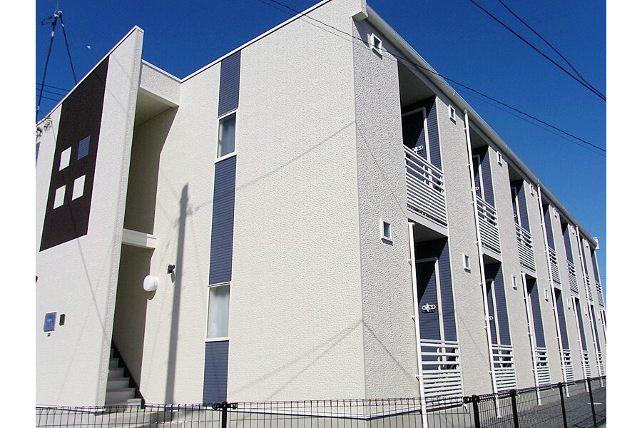 1K Apartment to Rent in Hitachi-shi Exterior