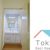 2LDK Apartment to Rent in Shinjuku-ku Interior