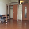 1K Apartment to Rent in 浜松市中央区 Living Room