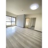 2LDK Apartment to Rent in Osaka-shi Miyakojima-ku Living Room