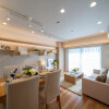 文京区出售中的2LDK公寓大厦房地产 起居室