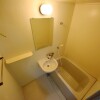 3LDK Apartment to Rent in Saitama-shi Kita-ku Bathroom