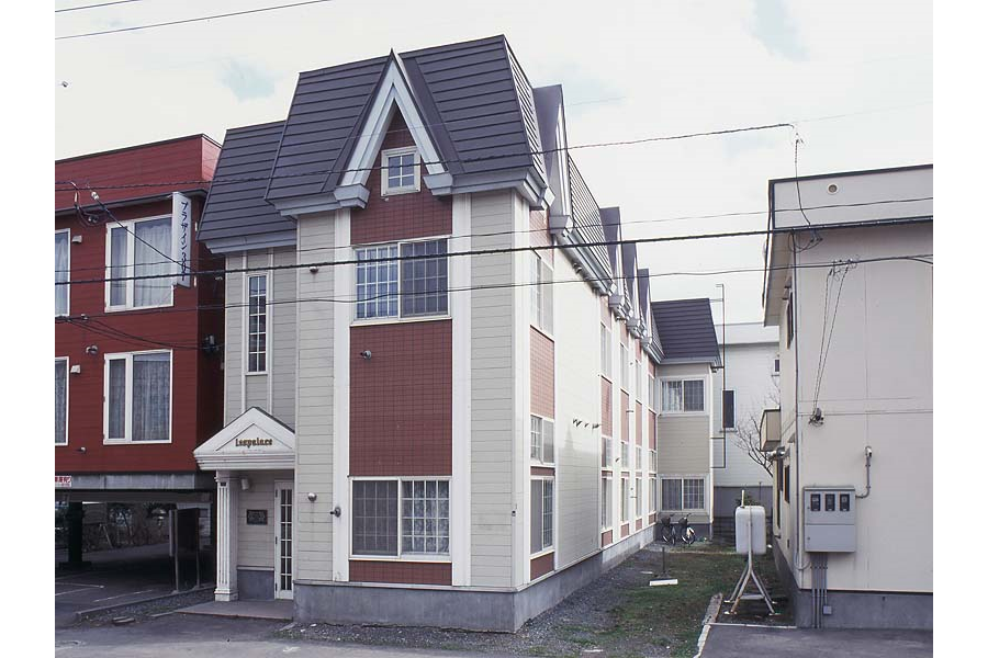 2DK Apartment to Rent in Sapporo-shi Kita-ku Exterior