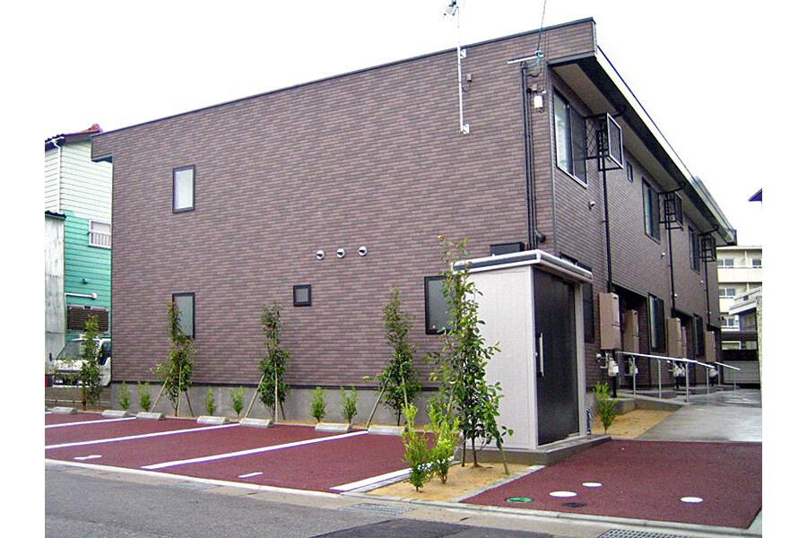 2LDK Apartment to Rent in Toyama-shi Exterior