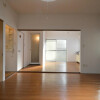 2LDK House to Rent in Minato-ku Room