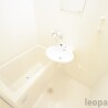1K Apartment to Rent in Isesaki-shi Bathroom