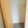 1K Apartment to Rent in Higashiosaka-shi Storage