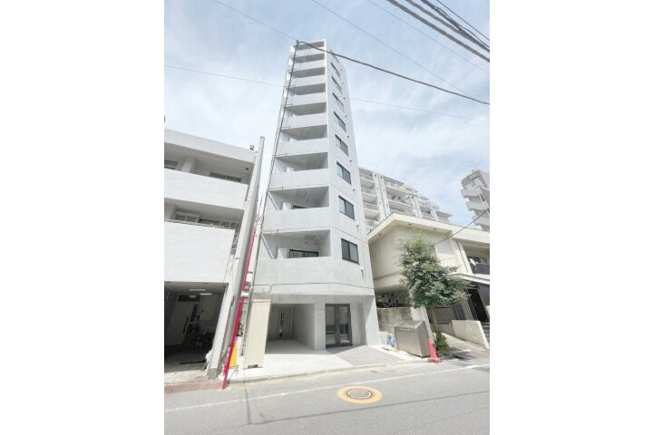 2DK Apartment to Rent in Chiyoda-ku Exterior