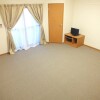 1K Apartment to Rent in Yoshikawa-shi Interior