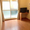 1K Apartment to Rent in Mitaka-shi Living Room