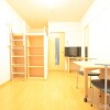1K Apartment to Rent in Matsubara-shi Living Room